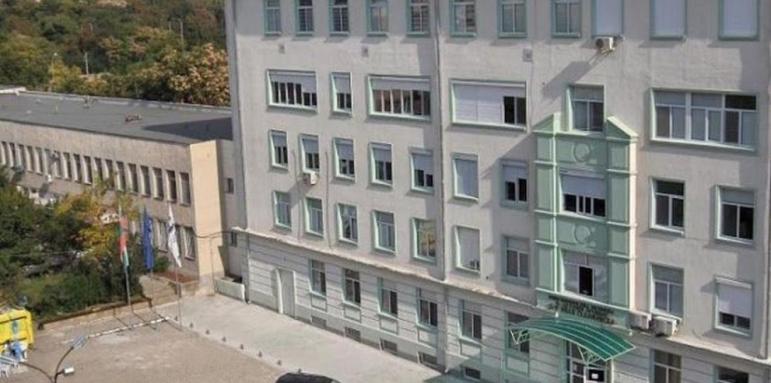 За първи път!Бедни роми с дарение за болница